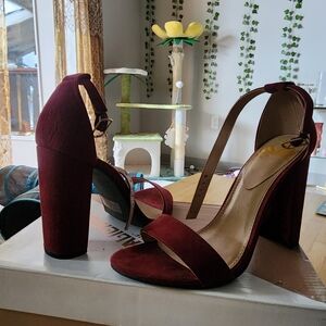 Chic Maroon Block Heel Sandals